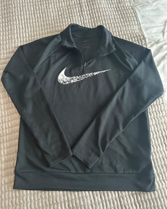 Nike top